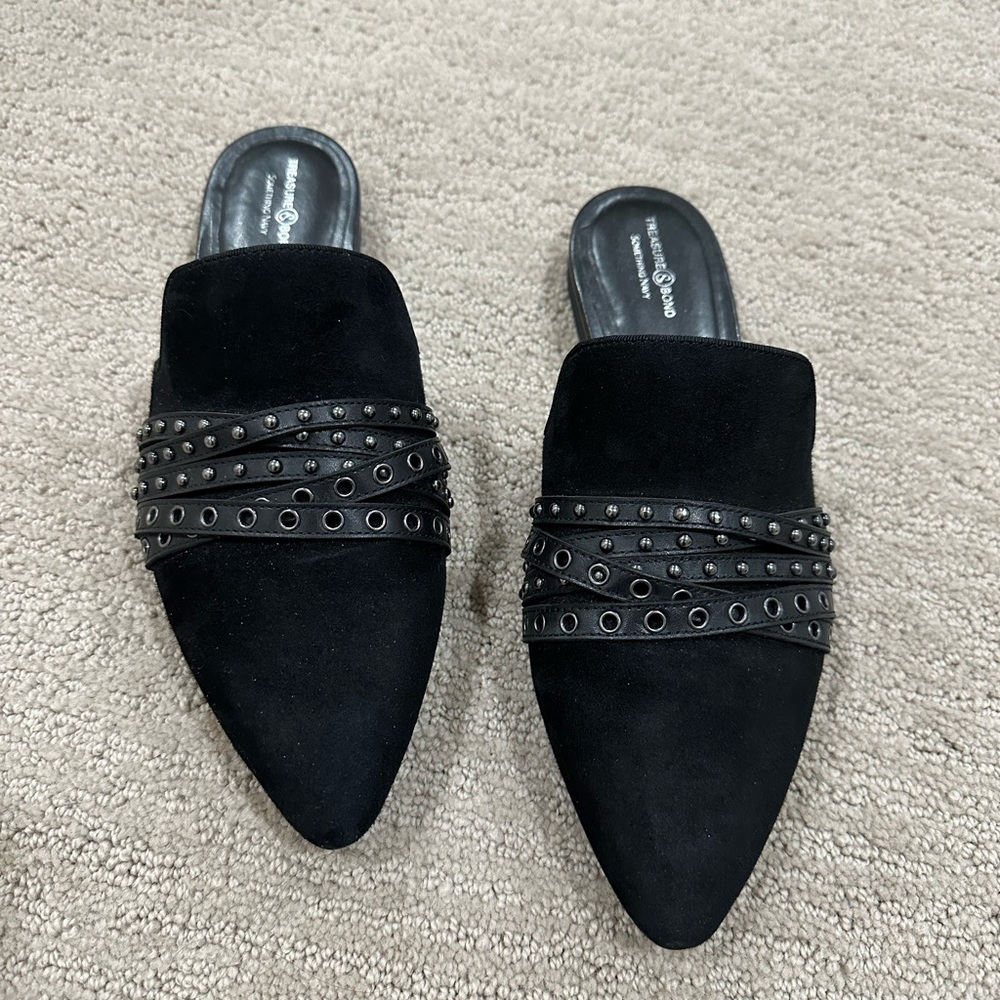 NEW Treasure & Bond Something Navy Black Studded Mules 7.5